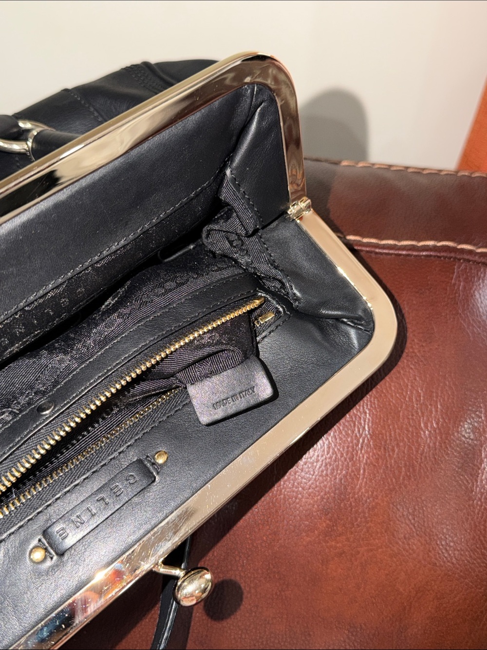 ‼️Vintage Authentic Celine Black Leather Kisslock Shoulder Bag - Picture 11 of 14